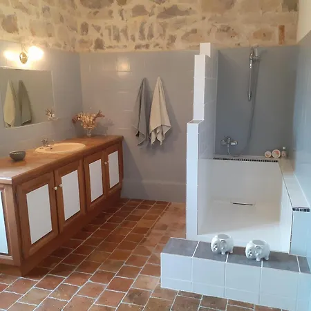 La Feniere: Charming Stone Mas With Heated Pool In South Ardèche Holiday home *