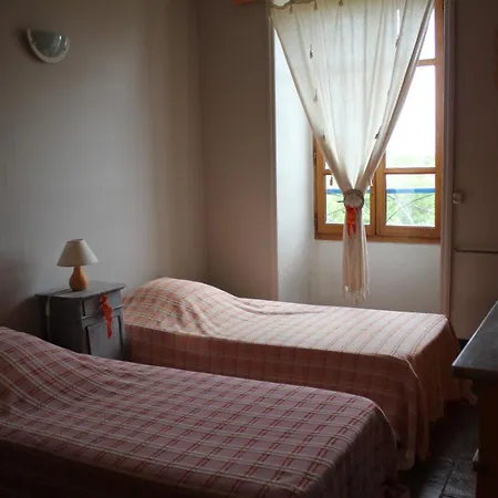 Holiday home La Feniere: Charming Stone Mas With Heated Pool In South Ardèche