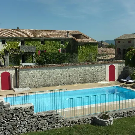 La Feniere: Charming Stone Mas With Heated Pool In South Ardèche Joyeuse
